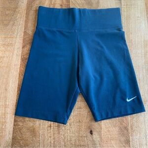 Nike Biker Shorts Medium Blue Size: Small